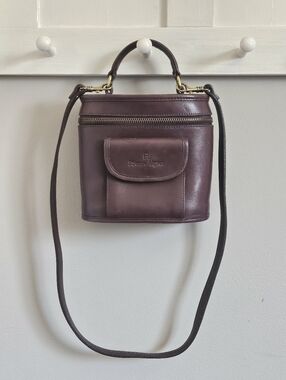 Vintage Etienne Aigner Genuine Leather Bag CrossBody Vanity Case Purse Burgundy